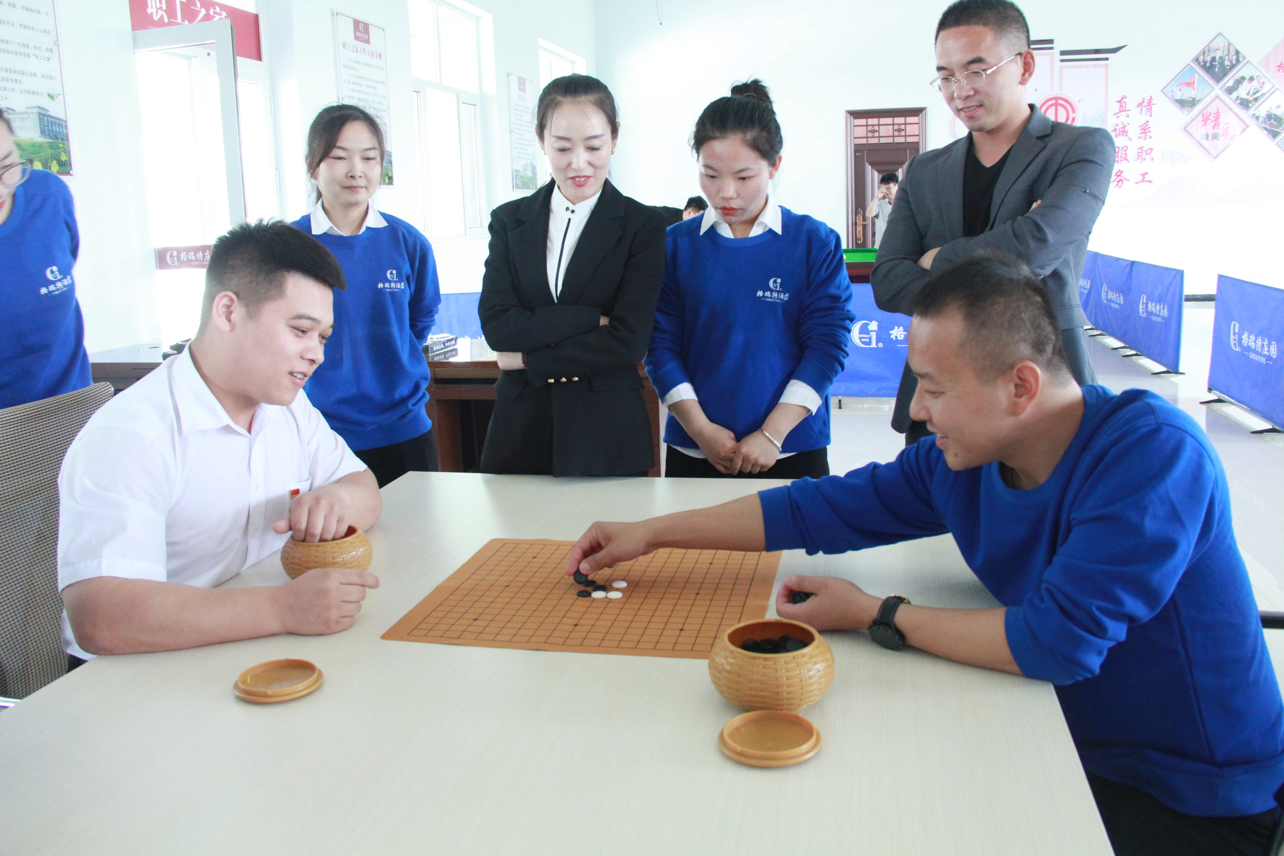 【團結(jié)奮進(jìn)·銳意進(jìn)取】職工運動會第二場——五子棋比賽順利進(jìn)行！